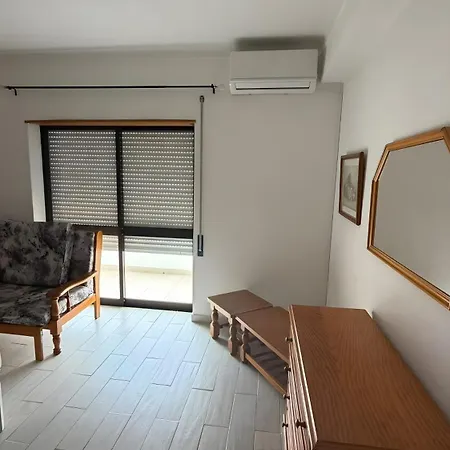 Cozy In Montechoro Apartment